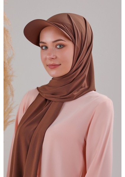 Kadın Tesettür Şapkalı Pratik Boneli Hazır Şal Kahverengi