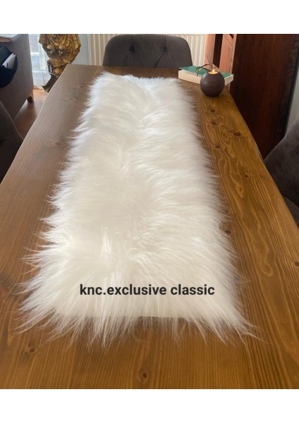 Beyaz Kürklü Peluş Masa Örtüsü Şık Dekoratif Lüks Elegant Modern Dekoratif Runner fiyatları