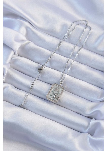 Zarif Kadın Için Silver Çelik Zincir Zirkonlu Aslan Tarot Kolye