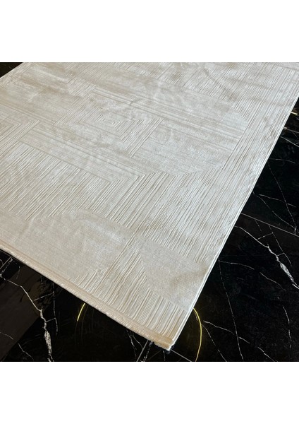 Gusta 902 Beyaz Modern Salon Halısı modelleri