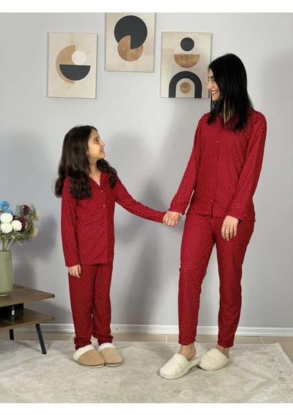 Anne Kız Kombin Önden Düğmeli Bebe Yaka %100 Pamuk Pijama Takımı (Kırmızı Noktalı)