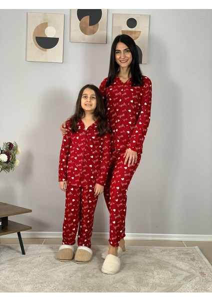 Anne Kız Kombin Önden Düğmeli Bebe Yaka %100 Pamuk Love Desenli Pijama Takımı (Kırmızı) indirimleri