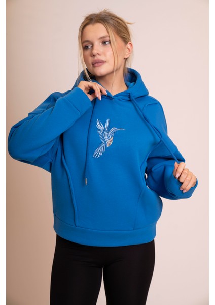 Muse Kadın Sax Mavi Oversize Kapüşonlu Sweatshirt - Nakış Detaylı, Rahat Kesim, Günlük ve Spor Kombinlere Uygun fiyatları