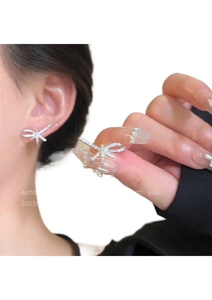 Tatlı ve Taze Kulak Kancası Küpeler (Yurt Dışından)