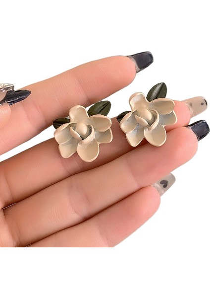 Tatlı ve Taze Kulak Kancası Küpeler (Yurt Dışından)