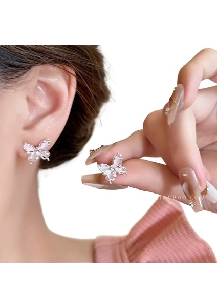 Şık ve Narin Saplama Küpeler (Yurt Dışından)