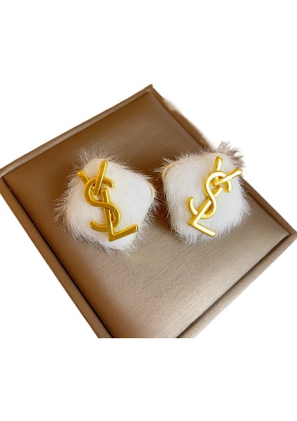 Şık ve Zarif Saplama Küpeler (Yurt Dışından)