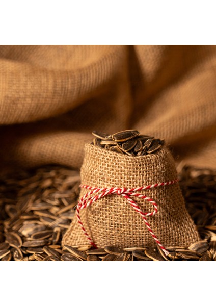 Tuzsuz Siyah Çekirdek 500 gr fiyatları