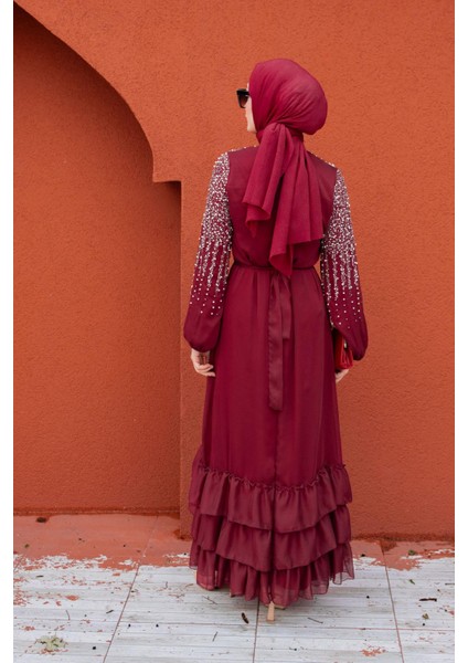 Aliss Taş ve Fırfırlı Tesettür Abiye-Bordo modelleri