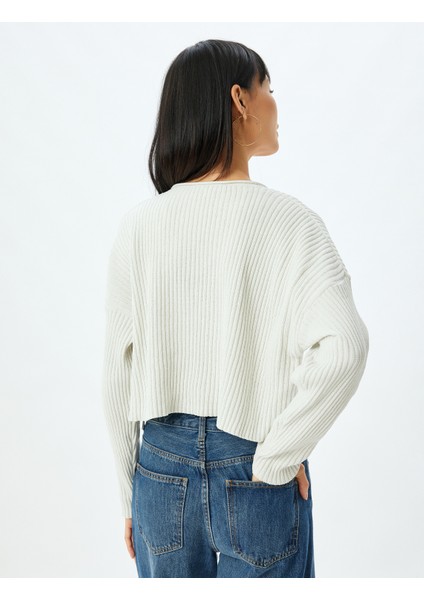 Crop Kazak Triko V Yaka Uzun Kollu fırsatları