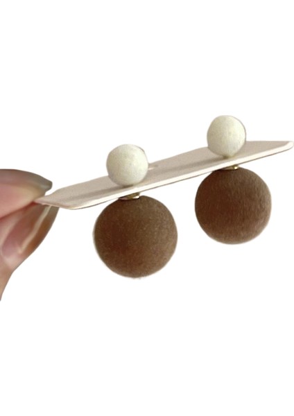 Şık ve Zarif Saplama Küpeler (Yurt Dışından)