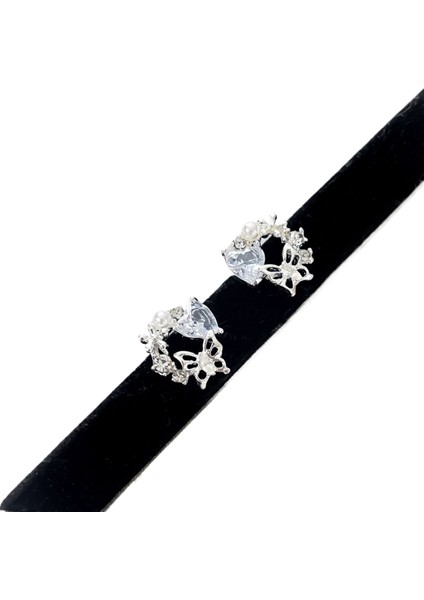 Şık ve Narin Saplama Küpeler (Yurt Dışından)