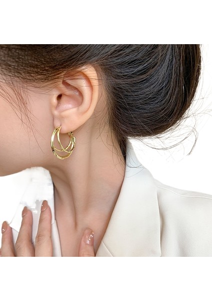 Şık ve Narin Saplama Küpeler (Yurt Dışından)