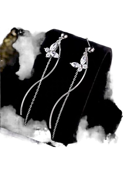 Şık ve Narin Saplama Küpeler (Yurt Dışından)