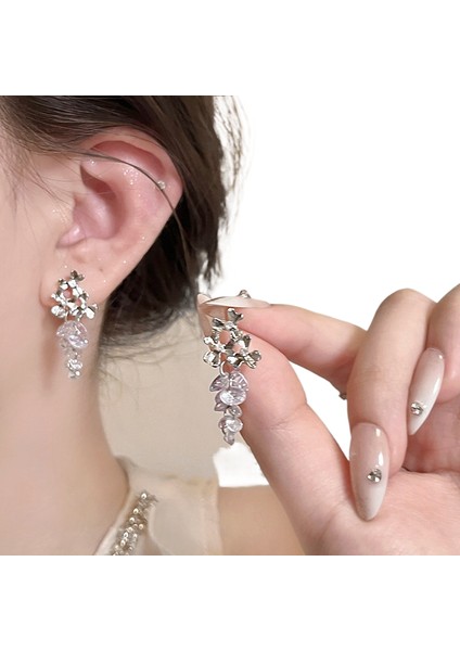 Şık ve Narin Saplama Küpeler (Yurt Dışından)