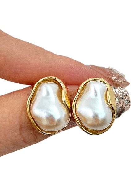 Şık ve Zarif Saplama Küpeler (Yurt Dışından)