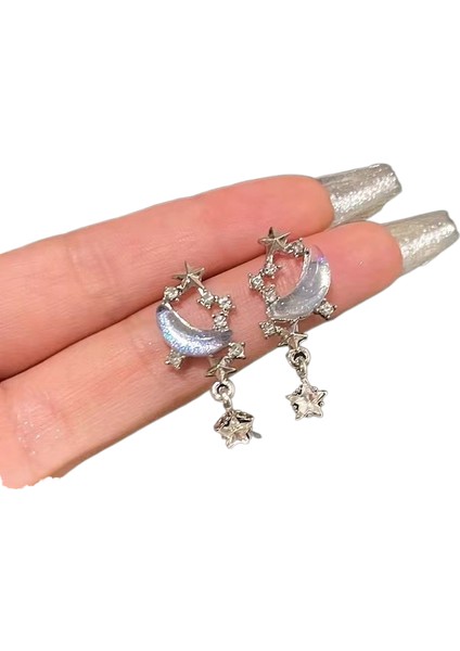 Şık ve Narin Saplama Küpeler (Yurt Dışından)