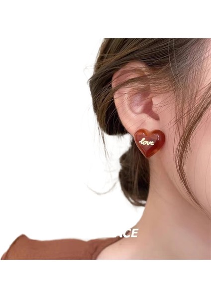 Şık ve Narin Saplama Küpeler (Yurt Dışından)