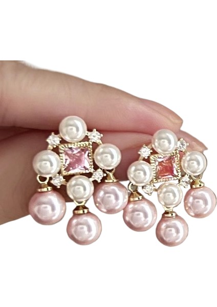 Şık ve Zarif Saplama Küpeler (Yurt Dışından)