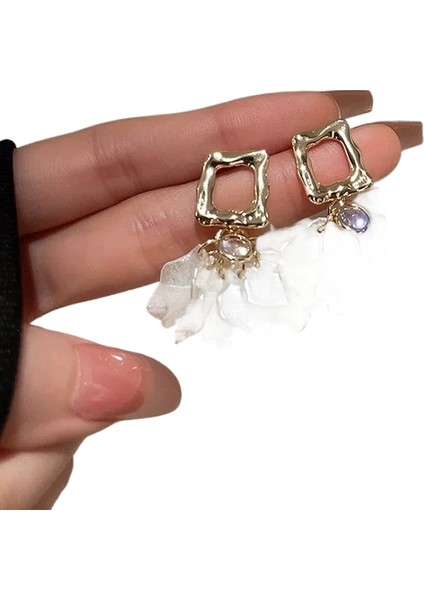 Şık ve Zarif Saplama Küpeler (Yurt Dışından)