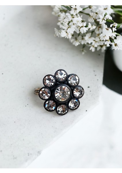 Zirkon Taşlı Papatya Yüzük fiyatları