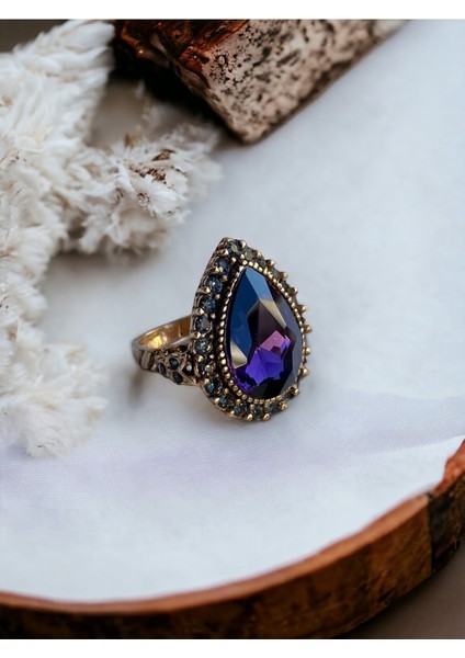 Elmas Montür Kristal Taşlı Su Damlası Yüzük