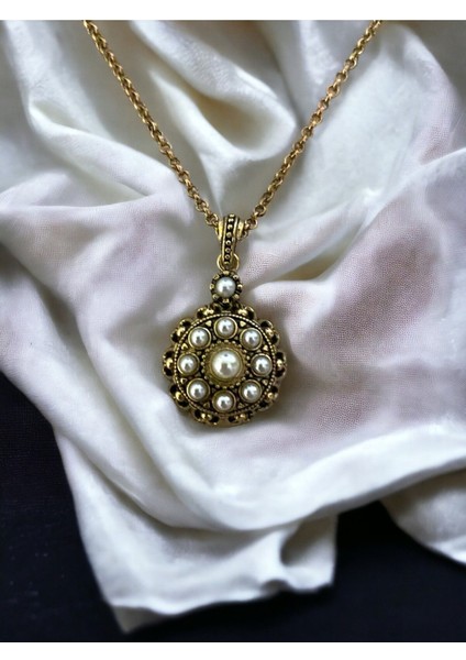 İnci Montür Kolye