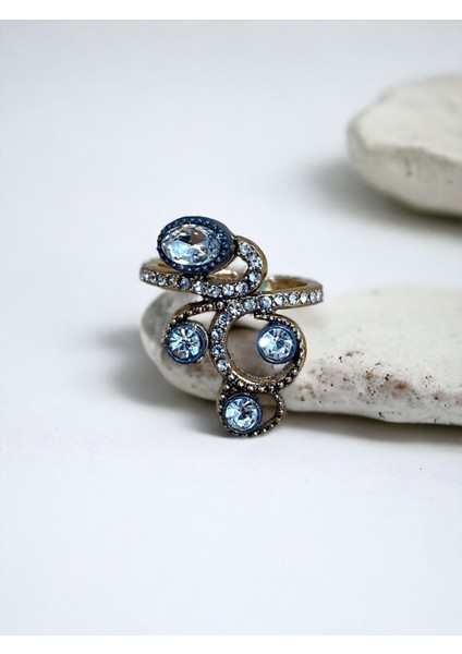 Oval Kesim Zirkon Taşlı Yüzük fiyatları