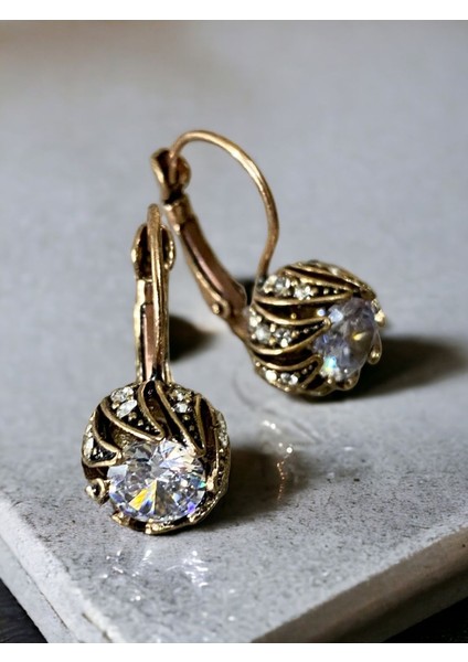 Zirkon Taşlı Sarmal Küpe fiyatları