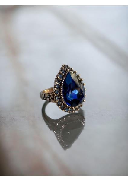 Elmas Montür Kristal Taşlı Su Damlası Yüzük