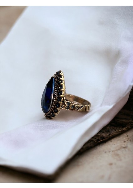 Elmas Montür Kristal Taşlı Su Damlası Yüzük modelleri