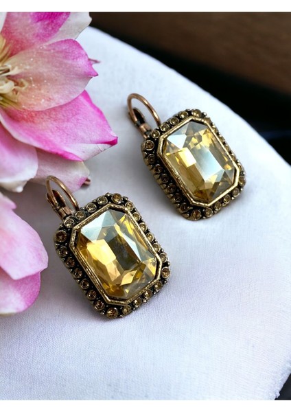 Kristal Taş İşlemeli Baget Küpe