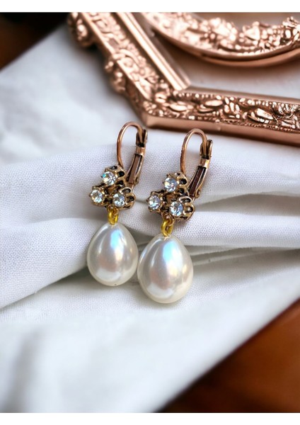 Krisal Taşlı Inci Sallantılı Küpe