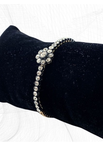 Zirkon Taşlı Papatya Kelepçe Bileklik fırsatları