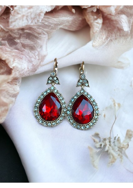 Elmas Montür Kristal Taşlı Su Damlası Küpe modelleri