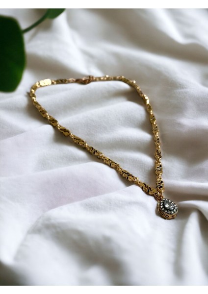 Zirkon Taşlı Su Damlası Kolye fiyatları