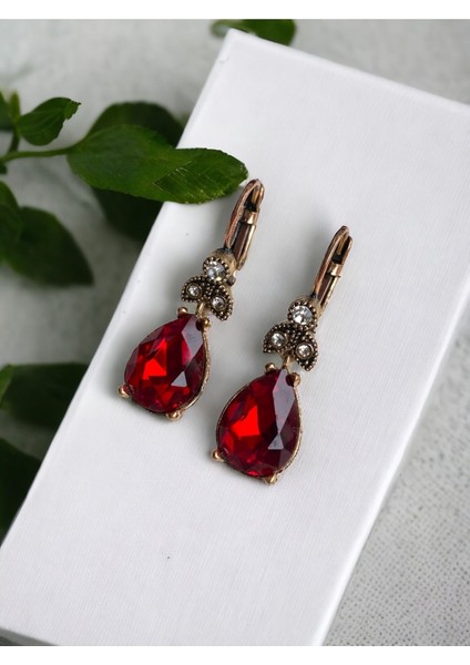 Kristal Taşlı Su Damlası Sallantılı Küpe modelleri