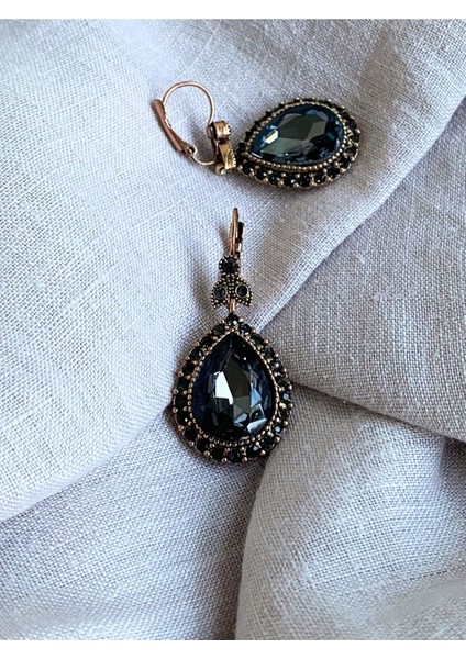 Işlemeli Black Diamond Su Damlası Küpe