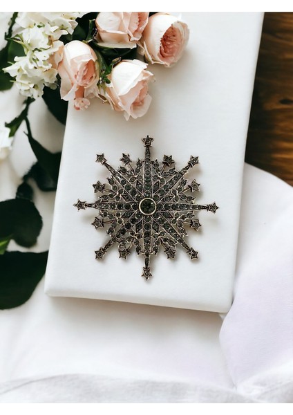 Kristal Taşlı Kar Tanesi Broş