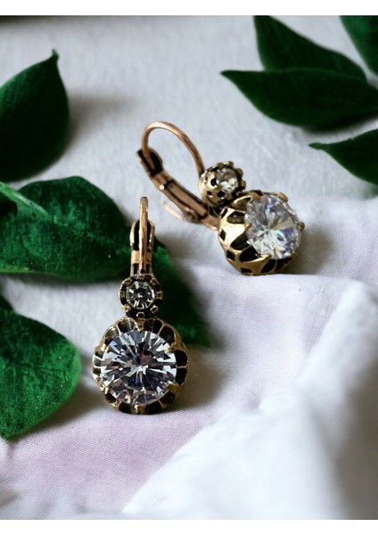 Elmas Kesim Zirkon Taşlı Küpe