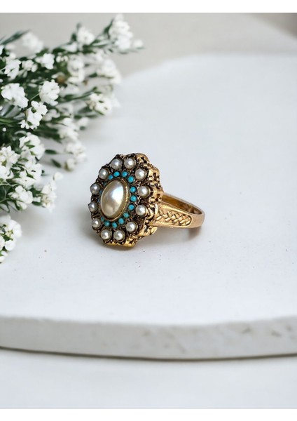 İnci ve Turkuaz Taş Detaylı Yüzük