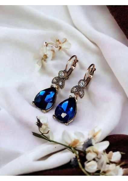 Kristal Taşlı Su Damlası Sallantılı Küpe