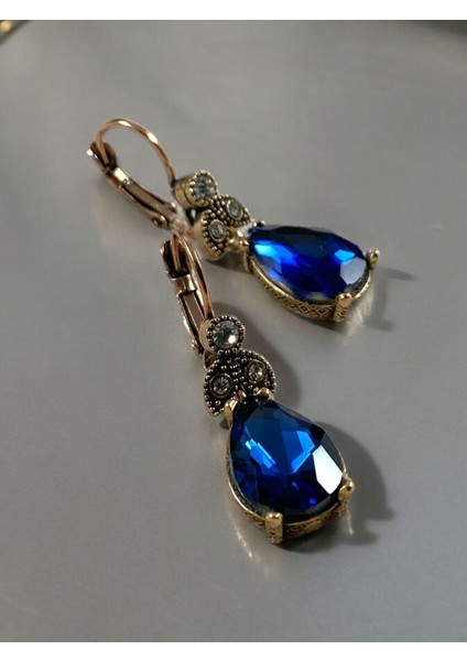 Kristal Taşlı Su Damlası Sallantılı Küpe modelleri