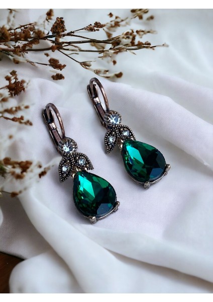 Kristal Taşlı Su Damlası Sallantılı Küpe fırsatları