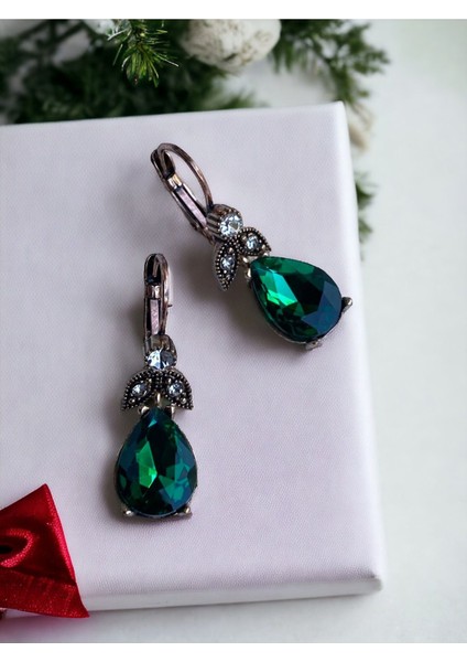 Kristal Taşlı Su Damlası Sallantılı Küpe indirimleri