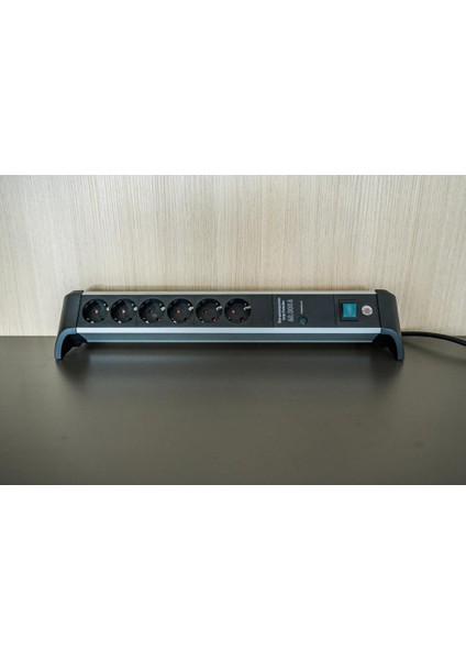 Alu-Office-Line Serisi 3 Metre Kablolu 6 Soketli 60.000 Amper Akım Korumalı Priz