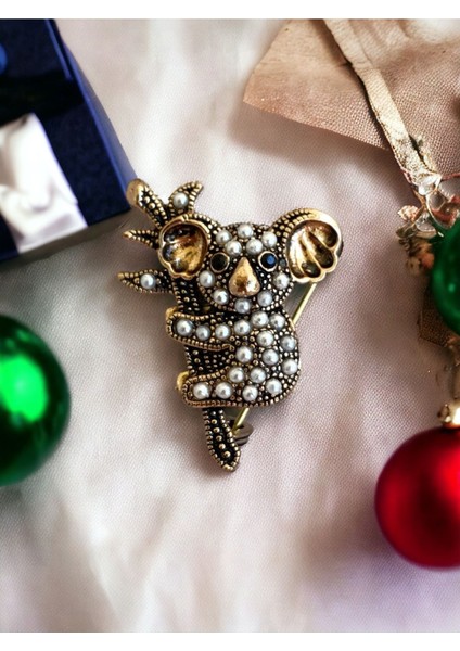 Black Diamond Taşlı Koala Broş