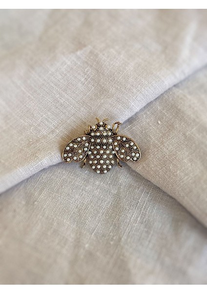 Inci Işlemeli Bal Arısı Figür Broş modelleri