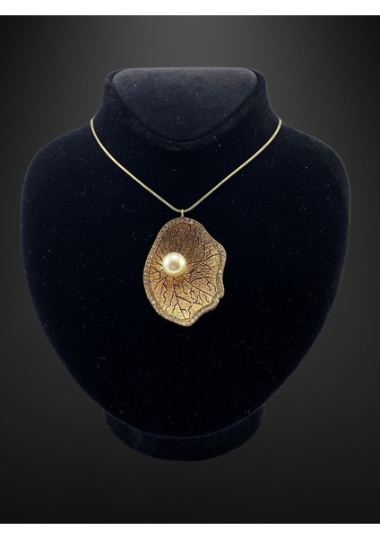 İnci Detaylı Midye Kolye fiyatları