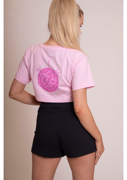 Delicate Kadın Pembe Oversize Kısa Kollu Crop Tişört – %100 Pamuk Sırtı Baskılı Disco Top Tasarımı, Günlük Rahat Stil, Sokak Modası fırsatları